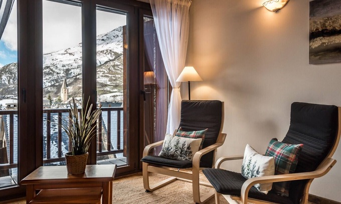 Pujo Ski Chalet | Casa Parros by Totiaran Salardu