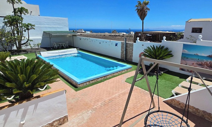 Tias Resort | Casa Roja (6)- Holiday home Quiet complex, salt water pool, Boule, Centre Tias