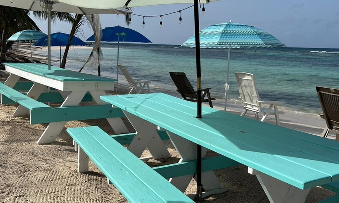Mano Juan Hotel | Casa Rosada Beach Front