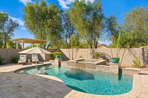 San Tan Valley House | Casa Solana: Poolside Luxury