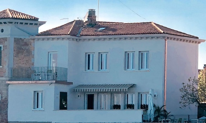 Longa House | Casa Sulla Laguna