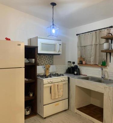 Juarez Municipality Apartment | Casa Tacambaro, minutes from the Consulate