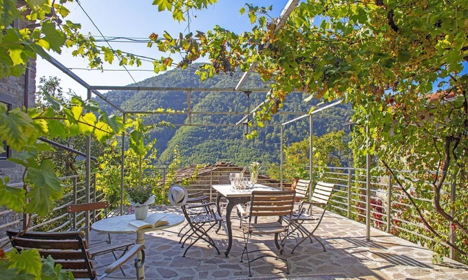 Borgo a Mozzano Villa | Casa Tognarello, Borgo a Mozzano, Lucca and Viareggio