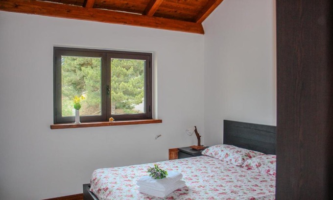 Pedace House | Casa Vacanze in montagna con Vista e Giardino Privato