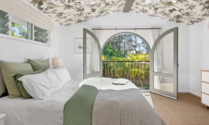 Avalon Beach House | Casa Verano - perfect blend of elegance and comfort close to Avalon Beach