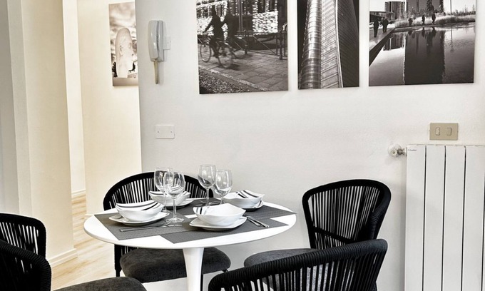 Porta Garibaldi Apartment | Casa Verga - Exclusive haven of style and elegance in Moscova