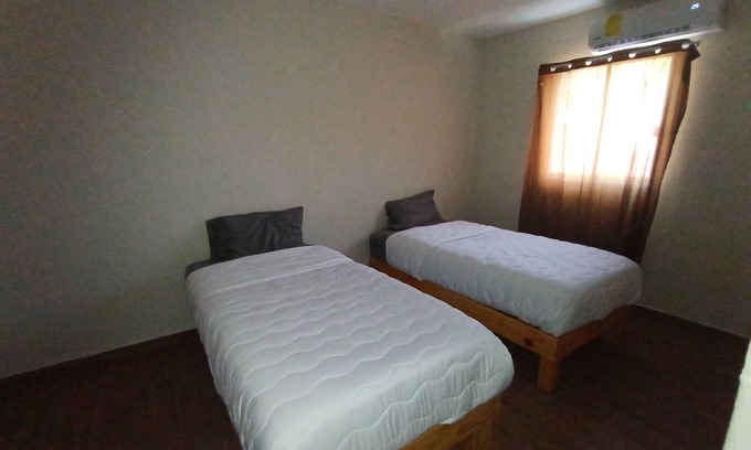 Los Mochis House | Casa Villa cómoda casa en Los Mochis, descansa con tranquilidad, y cerca de todo