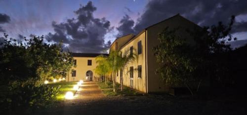 Campofelice di Roccella Apartment | Casale Morillo
