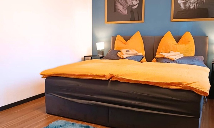 Gemarkung Nachstebreck Apartment | CASATUA - Parking lot-fair-football-darts-WiFi