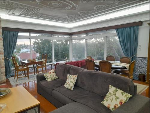 Barrio Santana House | Cascais Jasmim Doce