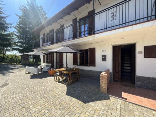 Cravanzana House | Case Vista Alta Langa, La Cascina