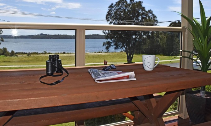 Tuross Head House | Caseys by the Lake @ Tuross Head