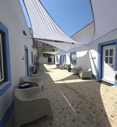 Linda-a-Velha Apartment | Casinhas da Ajuda nº 9-1