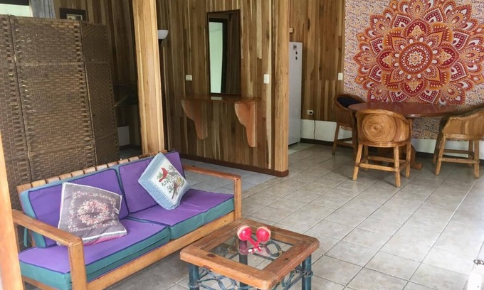 Monteverde House | Casita By The Stream