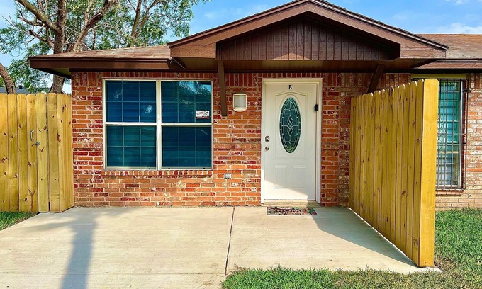 Brownsville Apartment | Casita San Marcelo - Wonderfully Cozy 1BD/1BA