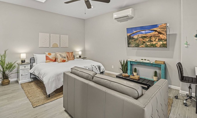 Pinnacle Peak House | Casita w/ Pool & Fire table - Cave Creek / North Scottsdale