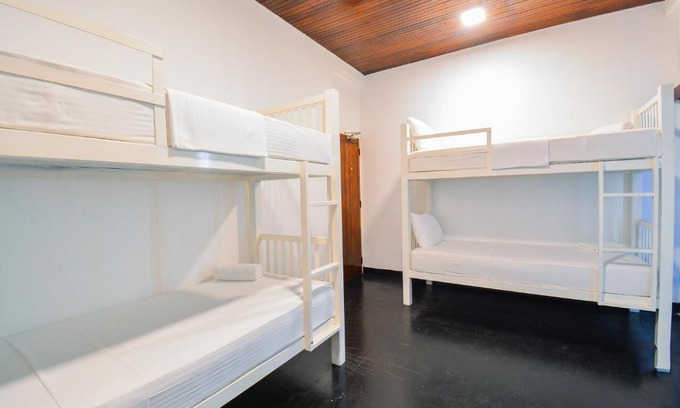 Kollupitiya Hostel | Casons Hostel