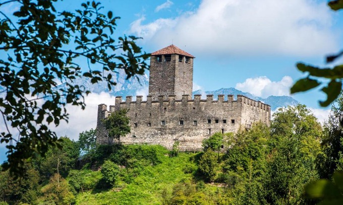 Borgo Valbelluna House | Castello di Zumelle