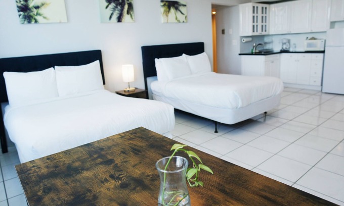 Mid Beach Condo | Castle 705 Corner Apartment with Free Parking, Gym, Pool, Tennis and Direct Beach Access!