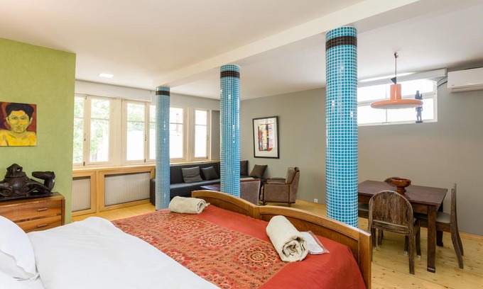 Tbilisi City Centre Hotel | Castle in Old Town