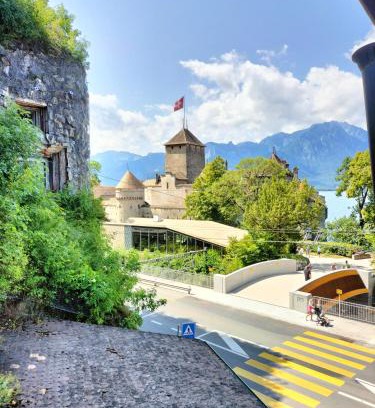 Veytaux Hotel | Castle view by MK