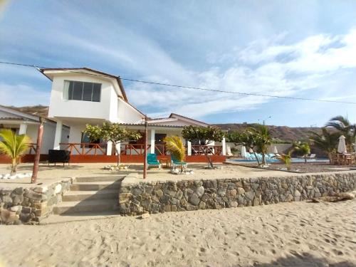 Punta Sal Apartment | Casuarinas del Mar Chalet Playa Caballito de Mar