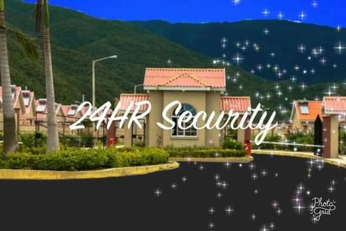 Kingston House | Caymanas Estate beautiful 2 bedroom