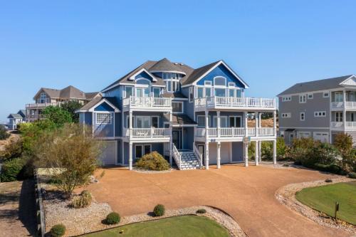Corolla House | CC230- A Shore Thing