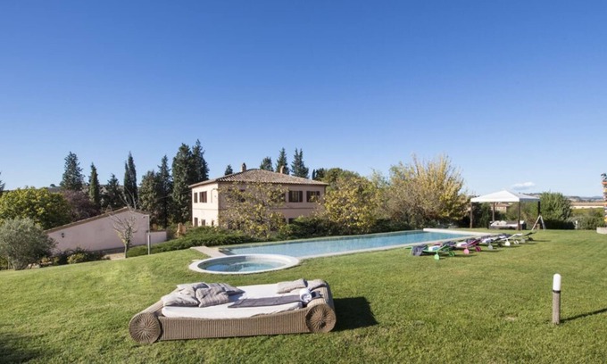 Montalcino Villa | Celamonti - Six Bedroom Villa, Sleeps 11