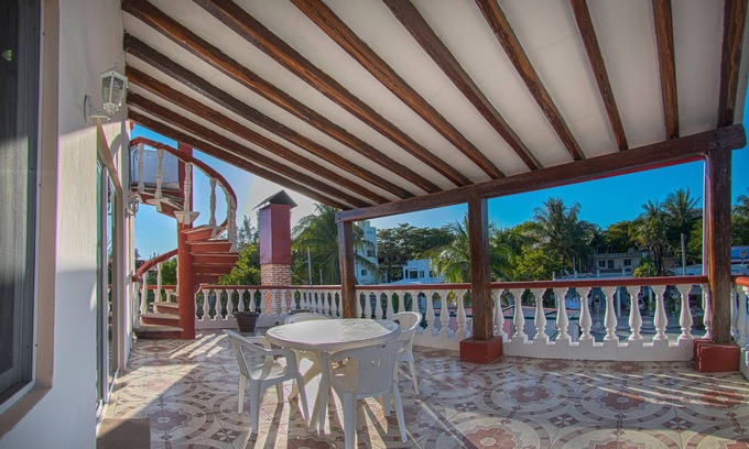 Puerto Morelos Apartment | Center of Everything in Puerto Morelos - Located in the heart of downtown