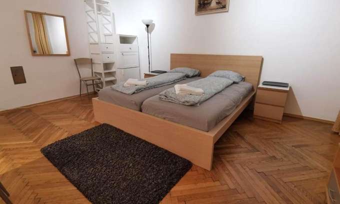Leopoldstadt Apartment | CENTER of the Veinna - room