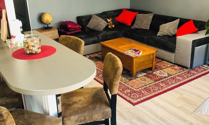 Saint-Remi Apartment | Center: two rooms luxury + room cabin-child -77m² + free parking