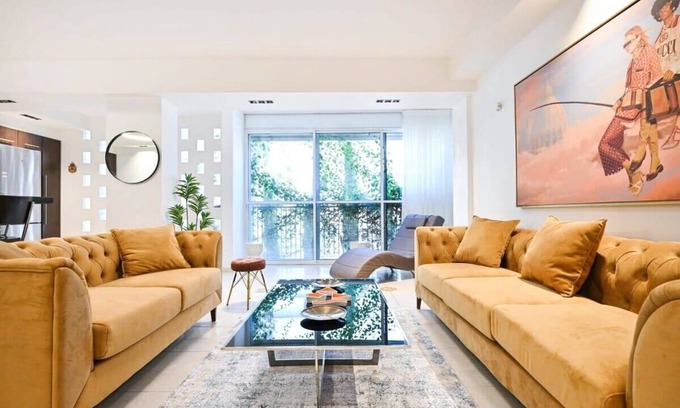 Tel Aviv Apartment | Central and Cozy 2BR in Ben Gurioun blvd by HolyGuest
