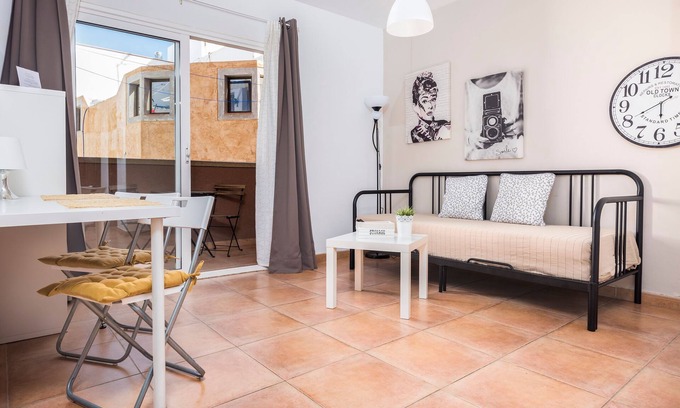Corralejo Apartment | Central Apartment "Playa Corralejo 2" Close to the Beach with Balcony & Wi-Fi