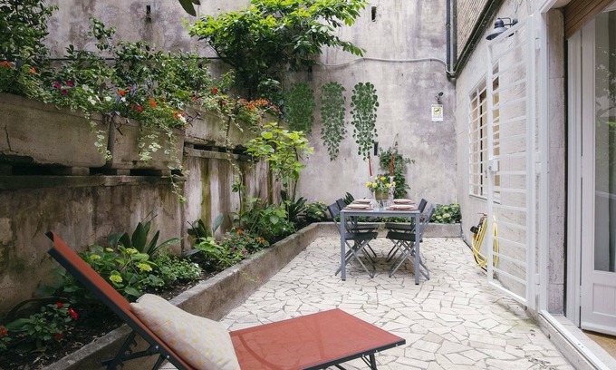 Monte Sacro Apartment | Central apartment whit garden and private parking