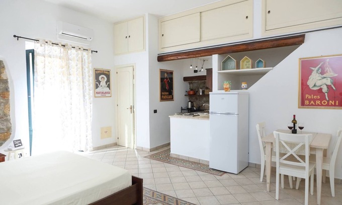 Old Town Apartment | Central Apartment With Balcony