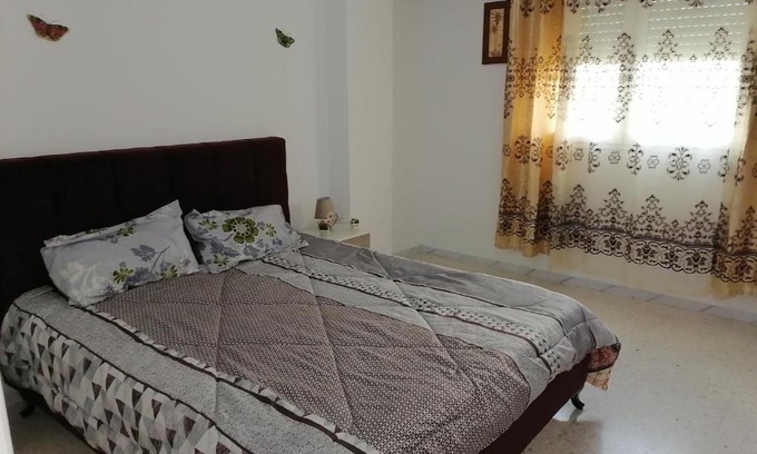 El Aouina Apartment | Central but quiet location in TUNIS-El Aouina
