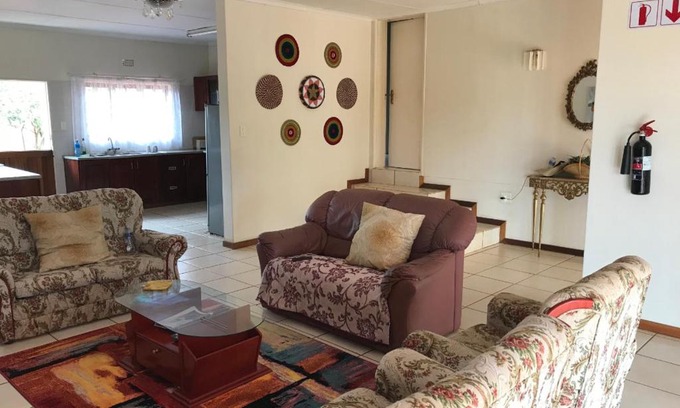 Lobamba House | Central guesthouse in the heart of Ezulwini