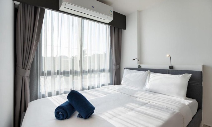 Kathu Apartment | Central Hill View Studio A905