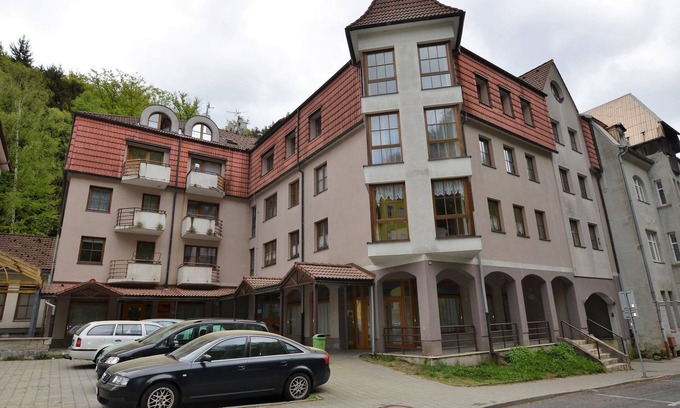Jachymov Apartment | Central Jáchymov Escape