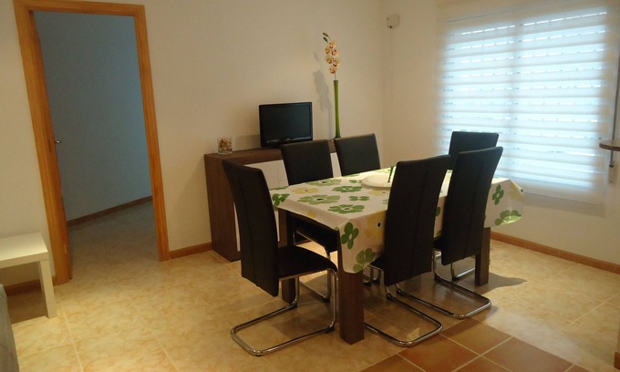 Vinaros Apartment | Central located 2bdr (6pers), modern apartment + P