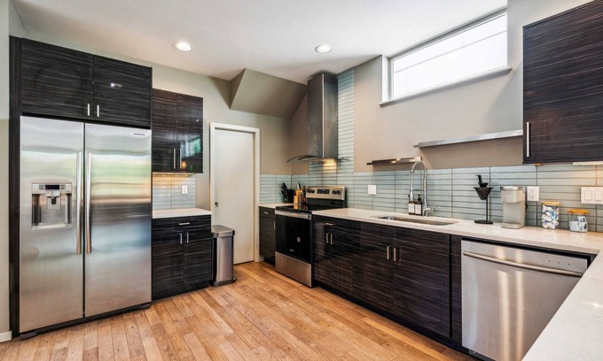 Magnolia House | Central Location 3-Story Home with Private Balcony