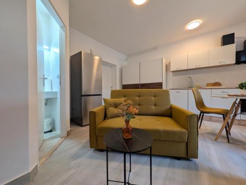 Sesvete Apartment | Central Sesvete Condo