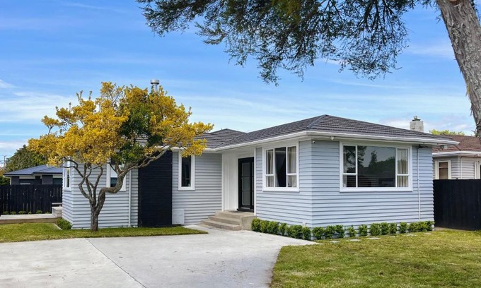 Te Rapa House | Central Villa, Close to everything! By KOSH BNB