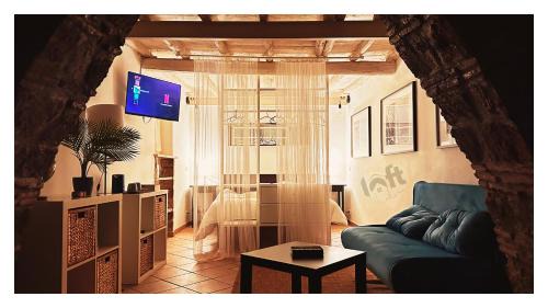 Nepi Apartment | Centralissimo LOFT con camino romantico