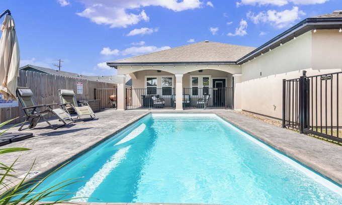 Bay Area Cabin | Centrally located Villa by the Bay with private pool.