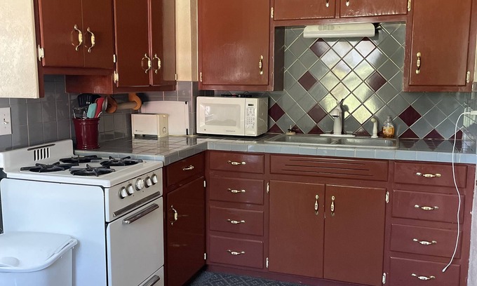 Trenary House | Centrally located between Marquette, Escanaba and Munising. Great for exploring!