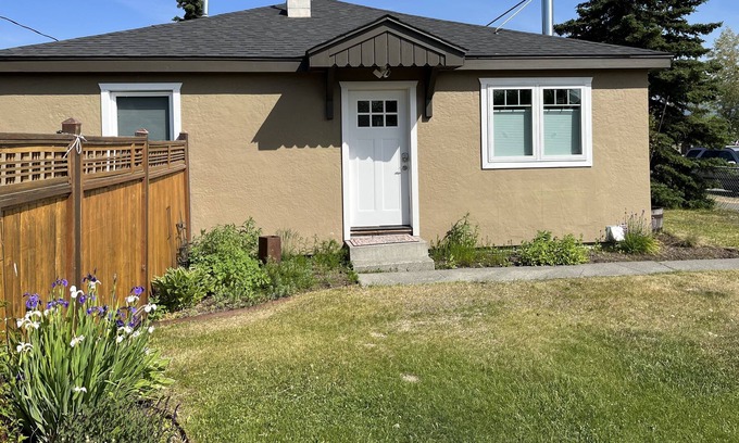 Fairview House | Centrally located in Anchorage