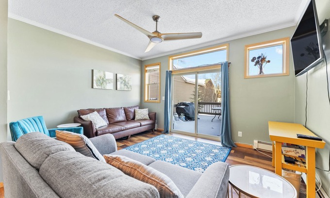 Wildernest House | Centrally Located Silverthorne Condo Near Ski Areas & Local Activities!