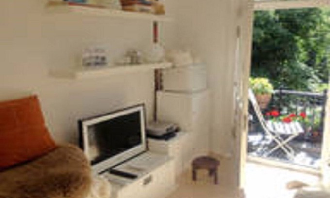 Holborn and Covent Garden Apartment | CENTRE OF LONDON, LOVELY, LIGHT, AIRY FLAT WITH BALCONY